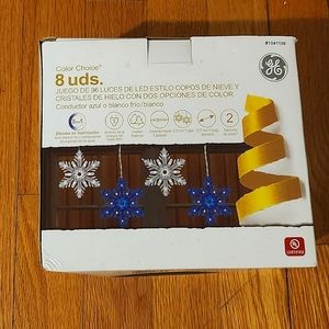 GE Color Choice Dual Color Cool White / Blue LED Snowflake Lights - 1041106